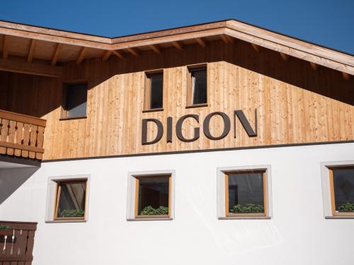 Hotel Digon in Ortisei Val Gardena - Dolomites Italy