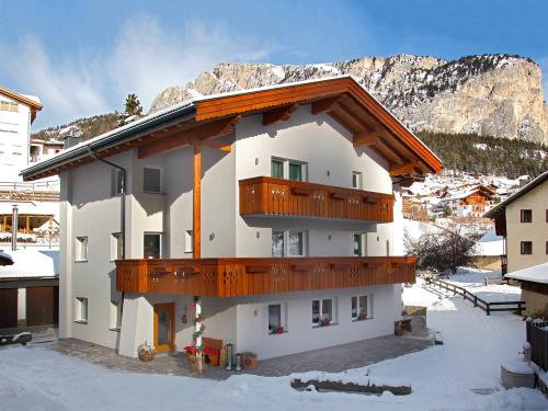 Villa Seceda in winter