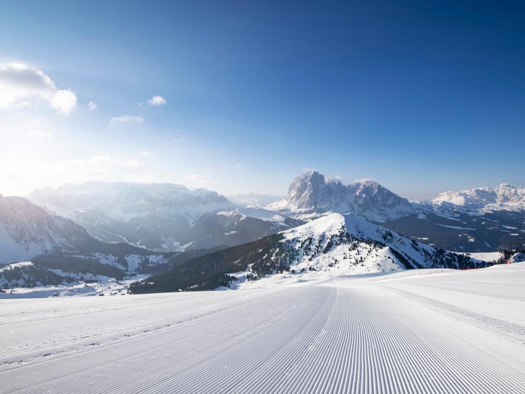 Val Gardena Ski resort - Ski slope on Seceda