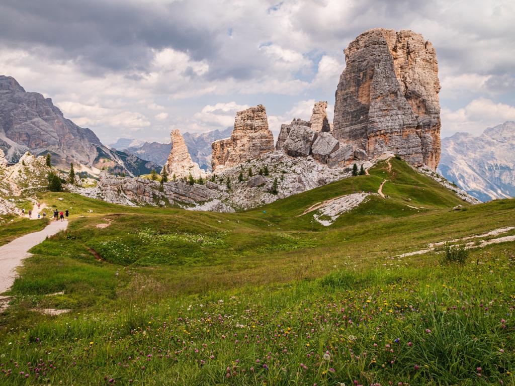 Cortina d’Ampezzo, Cinque Torri in summer