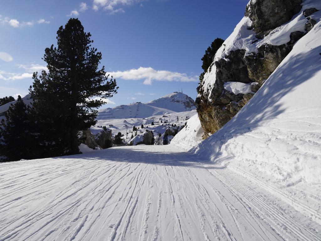 Dolomiten Skifahren in der Sellaronda - Steinernen Stadt