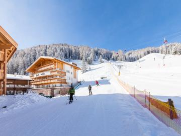 Garni Hotel on the ski slope